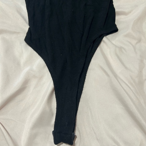 Black Ribbed Top - Picture 4 of 4